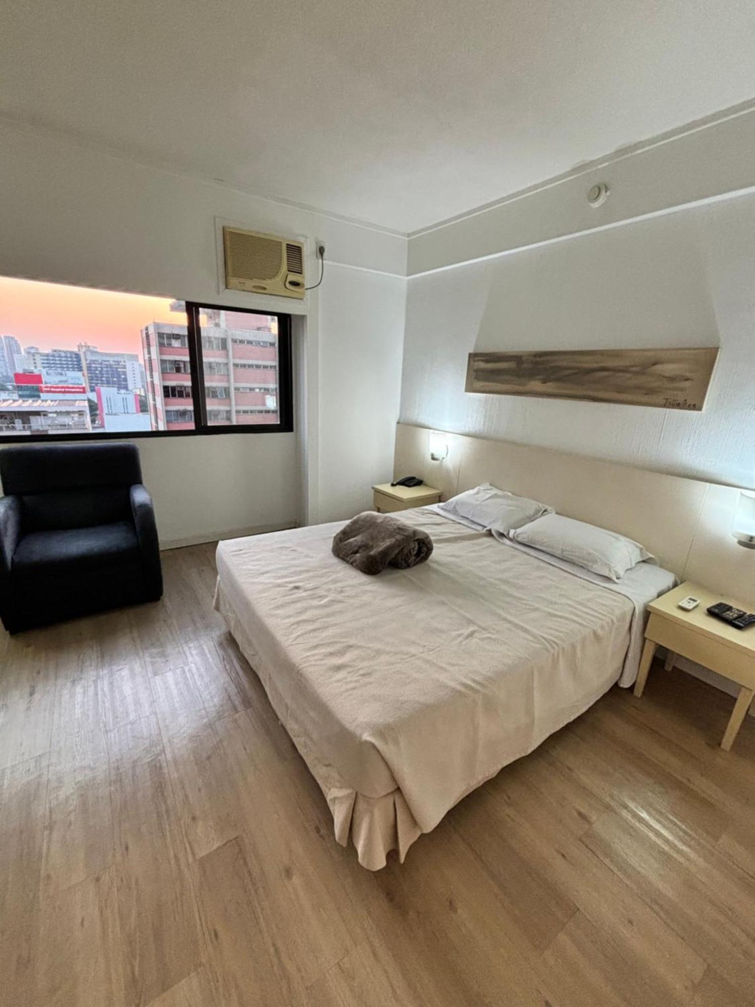 Flat Borges Lagoa Ibirapuera Com Garagem Gratis 912 Hotel